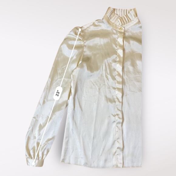 St. John Vintage 80’s Cream Satin Blouse Pleated Collar Size 6 - Picture 6 of 10